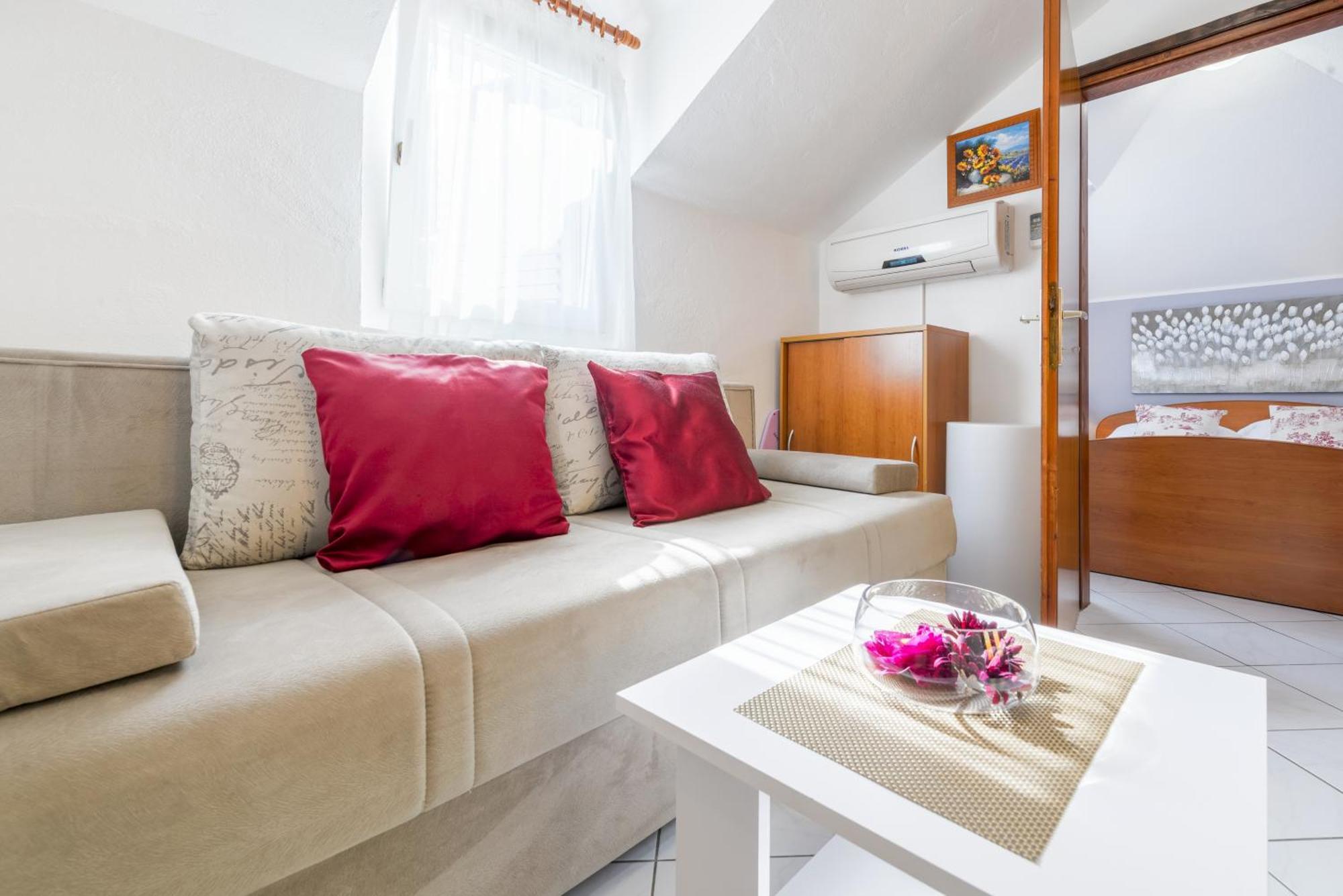 Apartments By The Sea Baska Voda, Makarska - 17570 Rom bilde