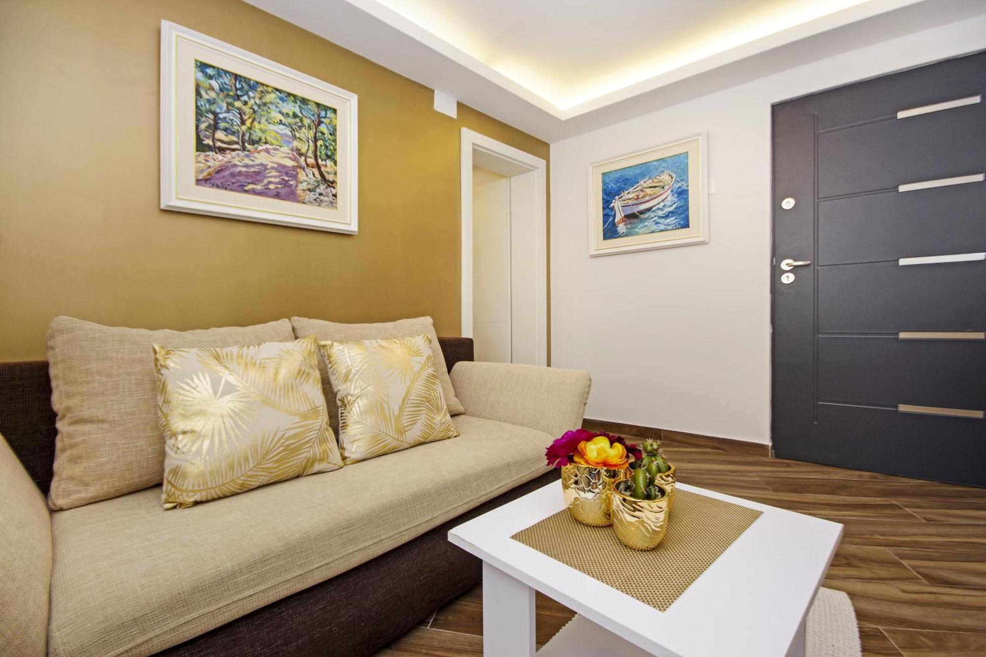 Apartments By The Sea Baska Voda, Makarska - 17570 Rom bilde
