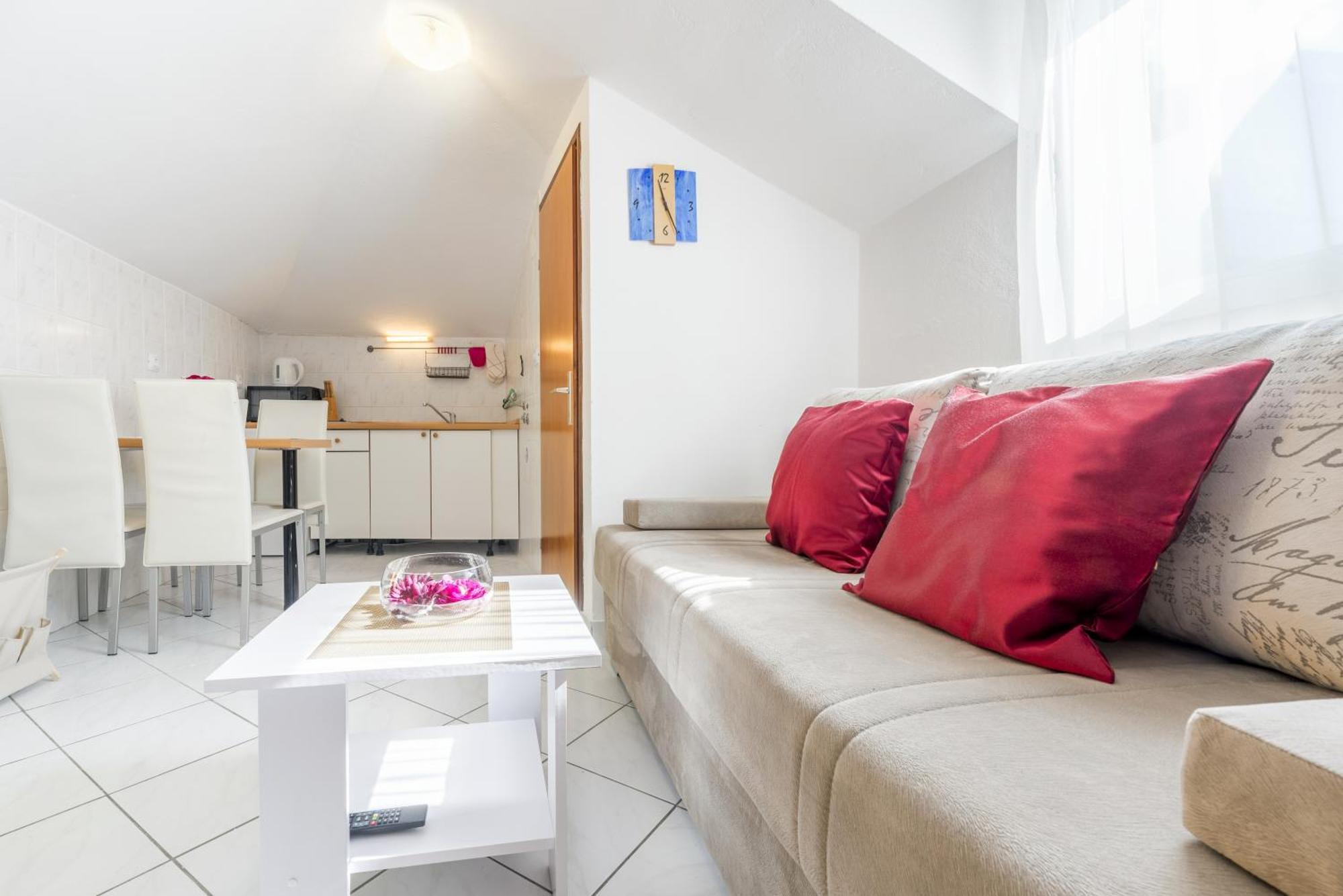 Apartments By The Sea Baska Voda, Makarska - 17570 Rom bilde